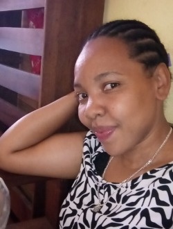 Profil de Jhenaya Jhenaya, une femme célibataire de 36 ans à Ambatondrazaka
