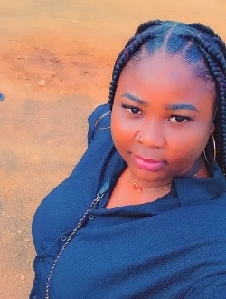 Profil de Idellov, une femme célibataire de 26 ans à Douala
