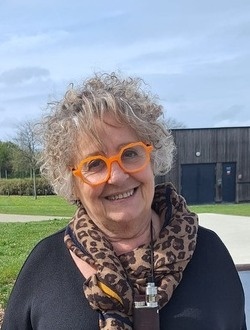 Profil de Maryse, une femme célibataire de 69 ans à Château-Gontier-sur-Mayenne