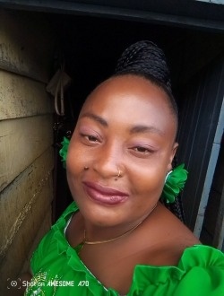 Profil de Stéphanie, une femme célibataire de 36 ans à Yaoundé