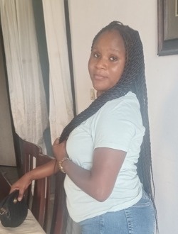 Profil de Rosine, une femme célibataire de 35 ans à Douala