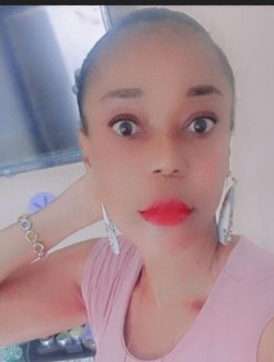 Profil de Keyana, une femme célibataire de 61 ans à Abadjin-Doumé