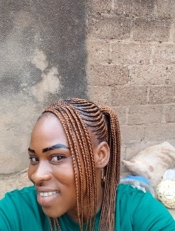 Profil de Aicha, une femme célibataire de 25 ans à Bobo-Dioulasso