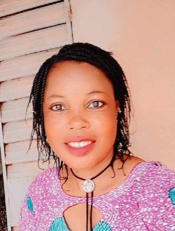 Profil de Marianne, une femme célibataire de 36 ans à 1200 Logements