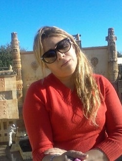 Profil de Foufa, une femme célibataire de 45 ans à Al Marsá