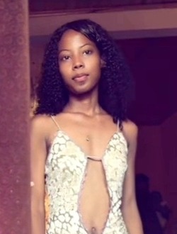 Profil de Julia, une femme célibataire de 22 ans à Nosy-Be