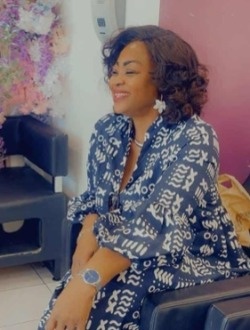 Profil de Hense, une femme célibataire de 51 ans à Paris