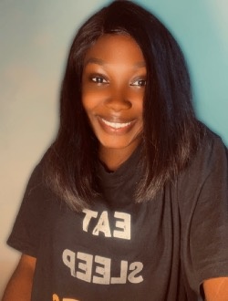 Profil de Yal, une femme célibataire de 30 ans à Lomé