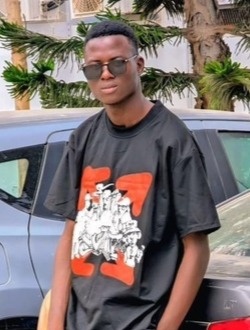 Profil de Ibrahim Diop, un homme célibataire de 23 ans à Dakar