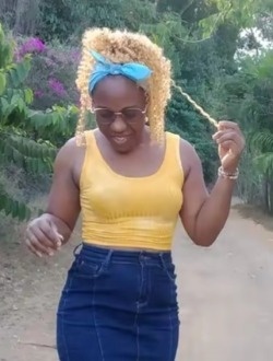 Profil de Marie, une femme célibataire de 30 ans à Sambava