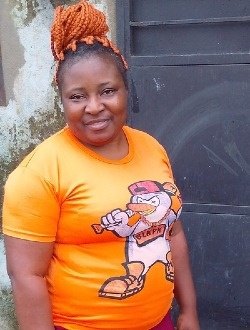 Profil de Mira, une femme célibataire de 34 ans à Douala