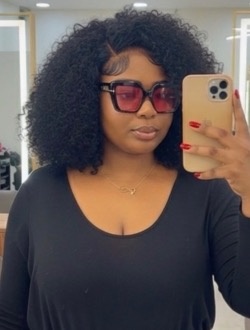 Profil de Laure, une femme célibataire de 27 ans à Kribi