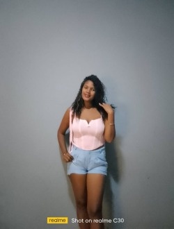 Profil de Kimberly, une femme célibataire de 27 ans à Ahondrona