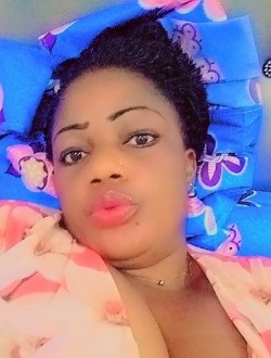Profil de Angele, une femme célibataire de 40 ans à Douala