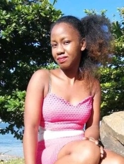 Profil de Castella, une femme célibataire de 26 ans à Andakary