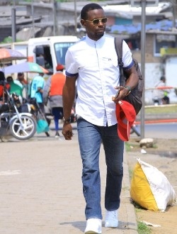 Profil de Albert, un homme célibataire de 37 ans à Douala