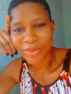Profil de Reine, une femme célibataire de 30 ans à Libreville