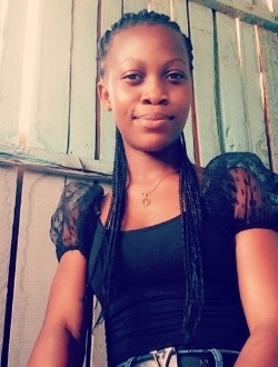 Profil de Maka, une femme célibataire de 22 ans à Yamoussoukro