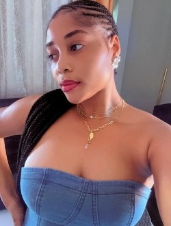 Profil de Meguy, une femme célibataire de 26 ans à Yaoundé