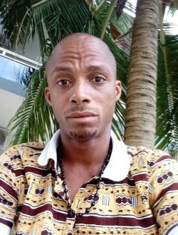 Profil de Teddy, un homme célibataire de 40 ans à Abidjan