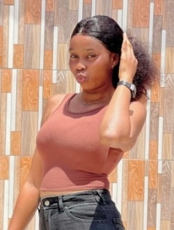 Profil de Nicka, une femme célibataire de 27 ans à Petit Abidjan-Youkou