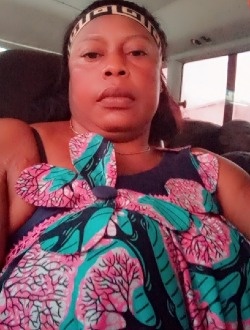 Profil de Marguerite, une femme célibataire de 44 ans à Abam