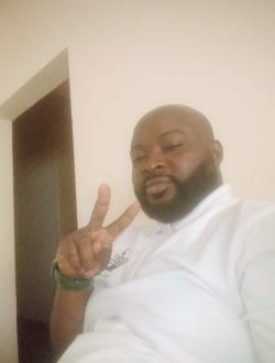 Profil de Alix, un homme célibataire de 41 ans à Yaoundé