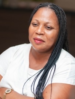 Profil de Hélène, une femme célibataire de 41 ans à Libreville