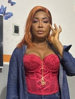 Profil de Clarisse, une femme célibataire de 45 ans à Abadjin-Kouté