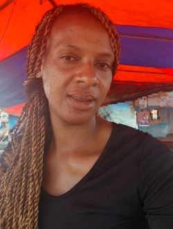 Profil de Espérance, une femme célibataire de 36 ans à Abata