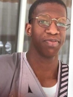 Profil de Richard, un homme célibataire de 25 ans à Daoukro