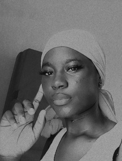 Profil de Joanna, une femme célibataire de 19 ans à Abomey-Calavi