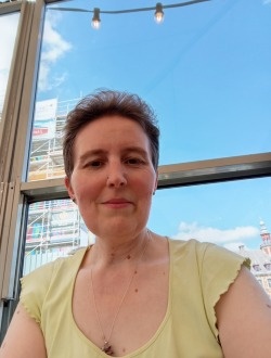 Profil de Anne, une femme célibataire de 53 ans à Villeneuve-d'Ascq