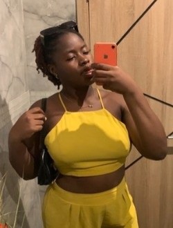 Profil de Mi, une femme célibataire de 21 ans à Douala