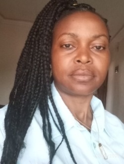 Profil de Anne, une femme célibataire de 45 ans à Aba