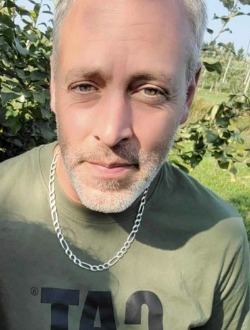 Profil de Eric, un homme célibataire de 47 ans à Saguenay