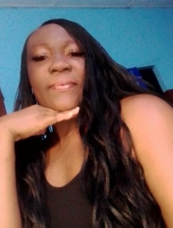 Profil de Emilie, une femme célibataire de 46 ans à Lomé