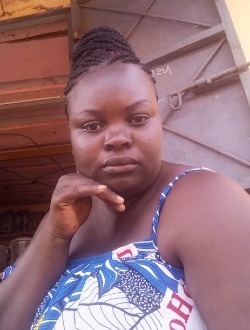 Profil de Françoise, une femme célibataire de 26 ans à Yaoundé