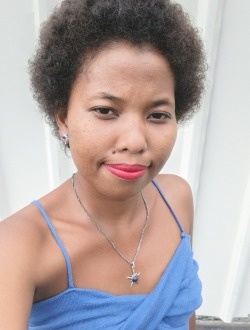 Profil de Angeline, une femme célibataire de 27 ans à Mamoudzou