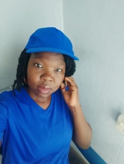 Profil de Carina, une femme célibataire de 33 ans à Abagnivégoui