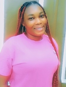 Profil de Estelle, une femme célibataire de 26 ans à Parakou