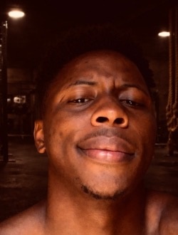 Profil de Juns, un homme célibataire de 25 ans à Yaoundé