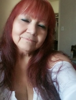 Profil de Terri, une femme célibataire de 66 ans à Tucson