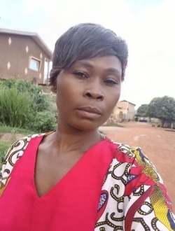 Profil de Anny, une femme célibataire de 30 ans à Ekoumdoum