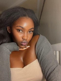 Profil de Halimat Gourley, une femme célibataire de 31 ans à Accra New Town