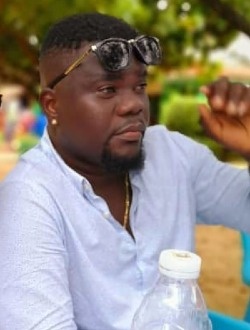 Profil de Robinho, un homme célibataire de 43 ans à Lomé