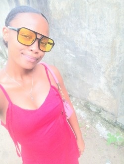 Profil de Claritania, une femme célibataire de 21 ans à Sambava