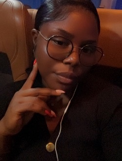 Profil de Marly, une femme célibataire de 26 ans à Dschang