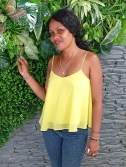 Profil de Zitas, une femme célibataire de 41 ans à Ankatso