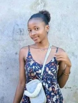 Profil de Cathy, une femme célibataire de 19 ans à Port Berge Vaovao